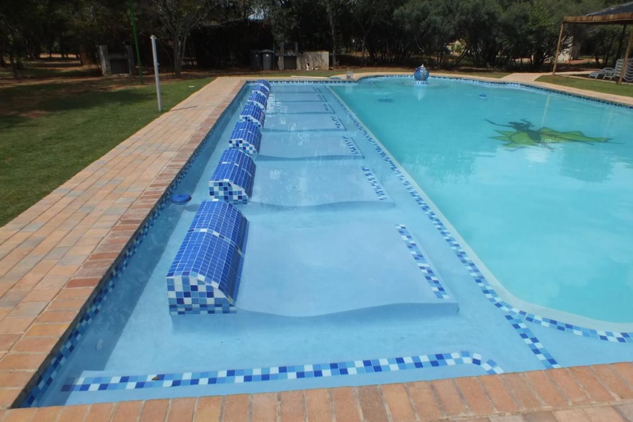  бассейн nudis THE ACES - NUDE - SUNEDEN FAMILY NATURIST RESORT ≡ Претория, ЮАР ≡ Lowest  Booking Rates For The Aces - Nude - Suneden Family Naturist Resort in  Претория